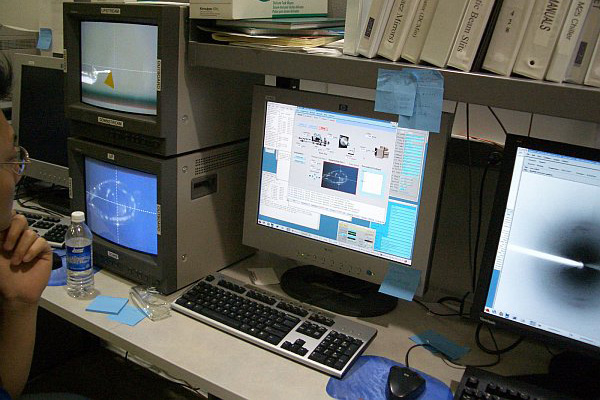 First protein crystal test (July,2004).