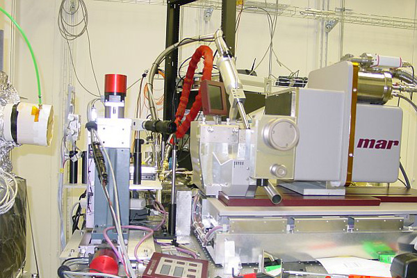 General view of experimenal setup.